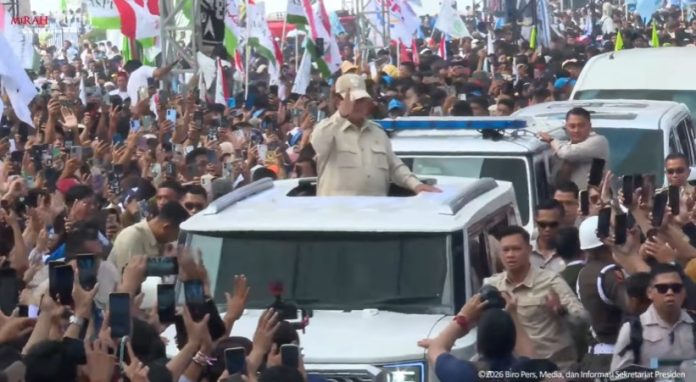 Presiden Prabowo Subianto menghadiri aksi peringatan Hari Buruh Internasional 1 Mei di Monumen Nasional (Monas), Jakarta Pusat (Foto: YT/ Sekretariat Presiden)