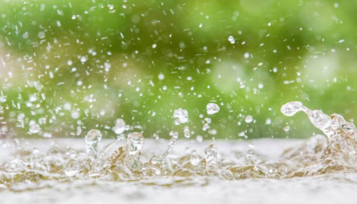 prakiraan cuaca kota serang hujan ringan dari sore hingga malam (Foto/iStockphoto)