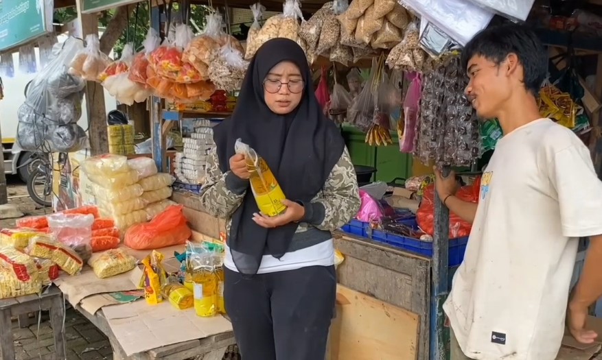 Disperindag Lebak memastikan stok pangan aman jelang Iduladha (Foto: Bantentv.com/ Nano)