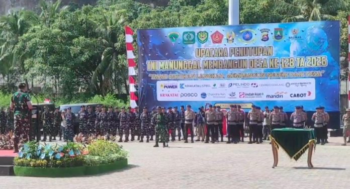 Penutupan program TNI Manunggal Membangun Desa di Lapangan Pelabuhan Indah Kiat Merak (Foto: Bantentv.com/ Ali)