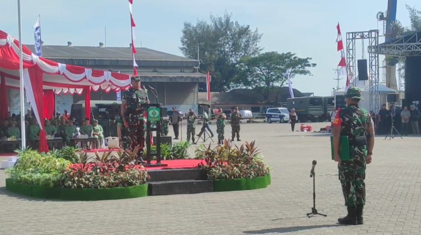 Penutupan program TNI Manunggal Membangun Desa di Lapangan Pelabuhan Indah Kiat Merak (Foto: Bantentv.com/ Ali)