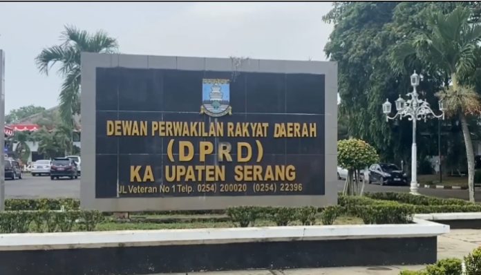 Halaman DPRD Kabupaten Serang