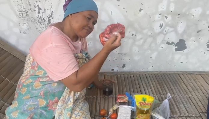 Ibu rumah tangga di Lebak yang curhat harga pangan yang terus naik