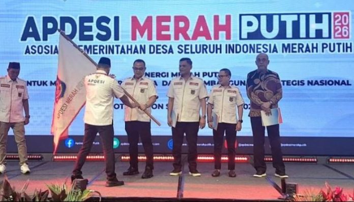 Johan Aripin Muba resmi dikukuhkan sebagai Ketua Dewan Pakar APDESI Merah Putih pada Rakernas APDESI Merah Putih 2026