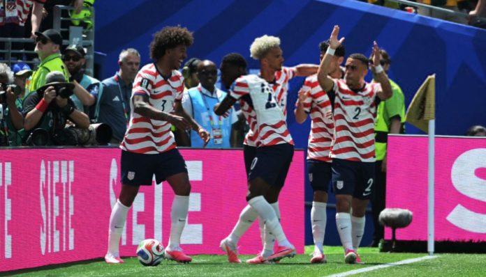Pemain Amerika Serikat merayakan gol pada laga Grup D Piala Dunia 2026 melawan Australia di Stadion Lumen, Seattle