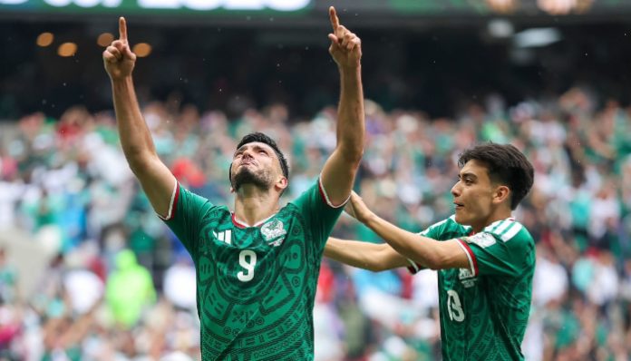 Raul Jimenez merayakan gol kedua Meksiko saat mengalahkan Afrika Selatan 2-0 pada laga pembuka Grup A Piala Dunia 2026