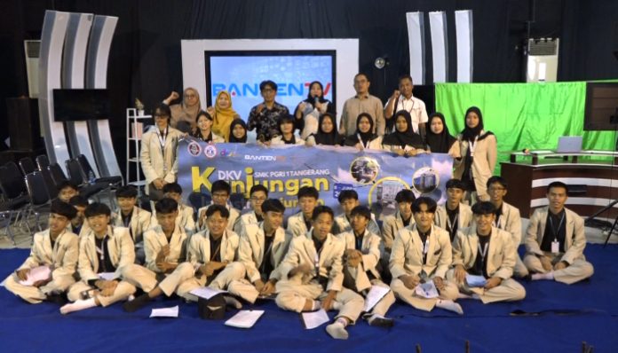 Siswa Jurusan DKV PGRI 1 Tangerang berkunjung ke Banten TV