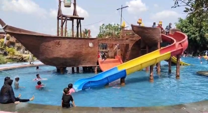 Suasana Binuang Waterpark