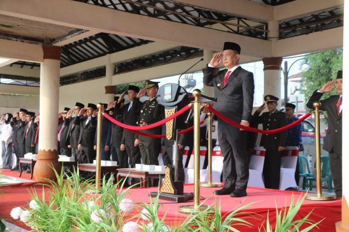   Wakil Bupati Serang Muhammad Najib Hamas menjadi Inspektur Upacara pada peringatan Hari Lahir Pancasila ke-81