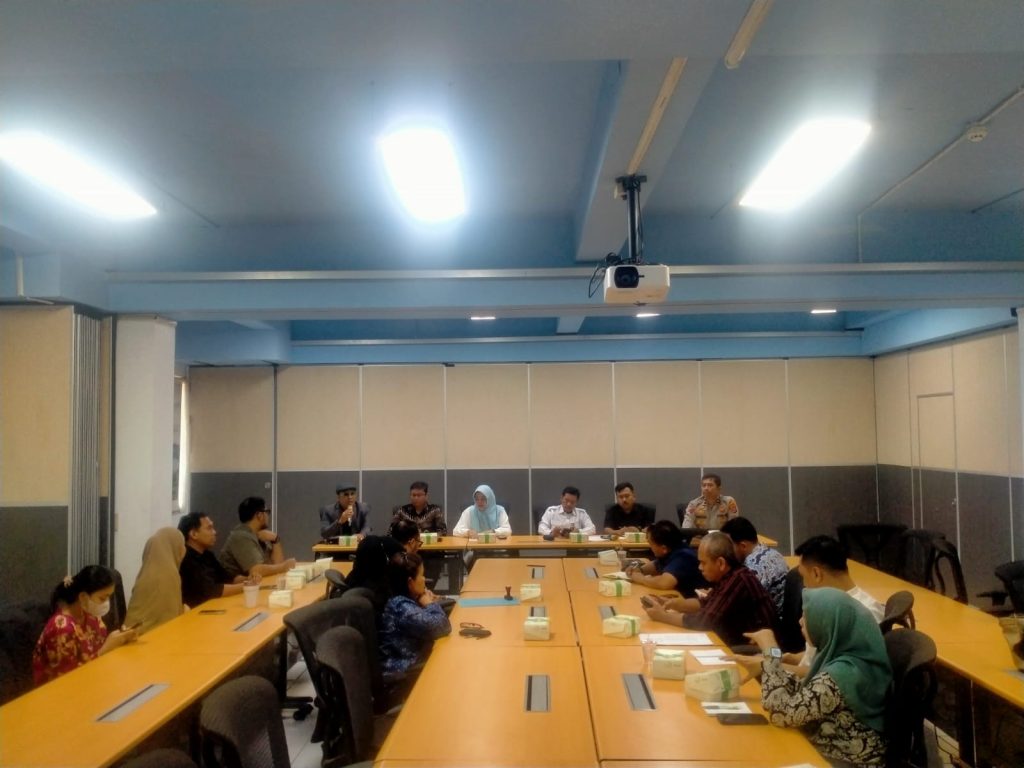 Satgas Saber Pungli ketika melakukan sidak di PT Nikomas Gemilang pada Jumat, 19 Juni 2026